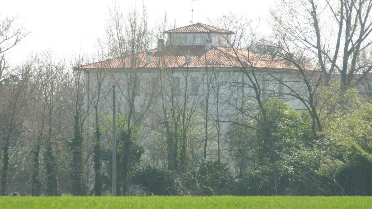 Villa Dei Tigli 산빈센초디갈리에라 외부 사진
